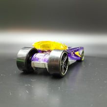 Load image into Gallery viewer, Hot Wheels 2011 Pharodox Translucent Purple Wall Tracks