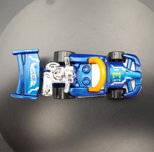 Load image into Gallery viewer, Hot Wheels 2018 Lets Go Pearl Blue #183 HW Ride-Ons 3/5