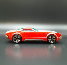 Load image into Gallery viewer, Hot Wheels 2008 CCM Country Club Muscle Red #6 Track Stars