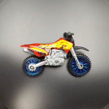Load image into Gallery viewer, Hot Wheels 2012 HW450F Red Team Hot Wheels 5-Pack Loose