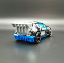Load image into Gallery viewer, Hot Wheels 2018 Fast 4WD Black #166 Checkmate 6/9