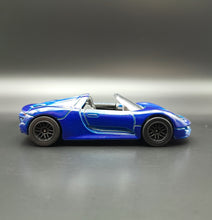 Load image into Gallery viewer, Majorette 2019 Porsche 918 Spyder Blue #209F Street Cars