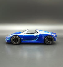 Load image into Gallery viewer, Majorette 2019 Porsche 918 Spyder Blue #209F Street Cars