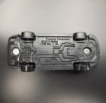 Load image into Gallery viewer, Hot Wheels 2015 Porsche Panamera White #1/5 HW Workshop Thrill Racers