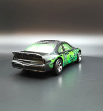 Load image into Gallery viewer, Hot Wheels 2007 T-Bird Stocker (1997) Black Dragon 5 Pack Loose