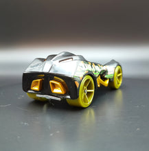 Load image into Gallery viewer, Hot Wheels 2013 RD-03 Black Jungle Rally Pack Loose
