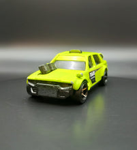 Load image into Gallery viewer, Hot Wheels 2017 Time Attaxi Light Green #92 HW City Works 4/10