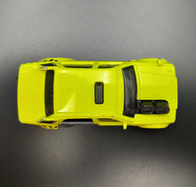 Load image into Gallery viewer, Hot Wheels 2017 Time Attaxi Light Green #92 HW City Works 4/10