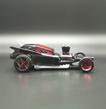 Load image into Gallery viewer, Hot Wheels 2010 Fangula Black #8 New Models