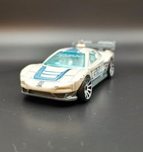 Load image into Gallery viewer, Hot Wheels 2008 Acura NSX Pearl White #11 New Models 11/40