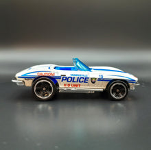 Load image into Gallery viewer, Hot Wheels 2012 '65 Corvette White #166 HW Main Street 6/10