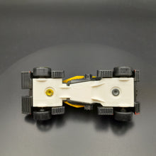 Load image into Gallery viewer, Hot Wheels 2015 Snow Stormer Yellow #5/5 HW Off-Road Ice Mountain