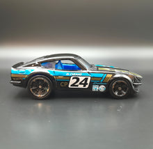 Load image into Gallery viewer, Hot Wheels 2015 Datsun 240Z Black #243 HW Showroom - Then and Now