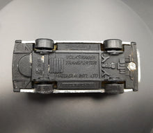 Load image into Gallery viewer, Matchbox 1988 Volkswagen Transporter Ambulance White #20 1-75 Series