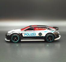 Load image into Gallery viewer, Hot Wheels 2019 Porsche Panamera Black #100 HW Rescue 10/10