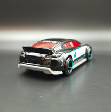 Load image into Gallery viewer, Hot Wheels 2019 Porsche Panamera Black #100 HW Rescue 10/10
