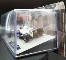 Load image into Gallery viewer, Altaya Formula 1 Collection BMW Sauber F1.08 - 2008 Robert Kubica 1:43 Model