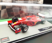 Load image into Gallery viewer, Altaya Formula 1 Collection Ferrari F399 - 1999 Mika Salo 1:43 Model
