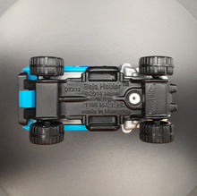 Load image into Gallery viewer, Hot Wheels 2017 Baja Hauler White #179 HW Hot Trucks 3/10