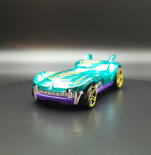 Load image into Gallery viewer, Hot Wheels 2018 Howlin Heat Teal Street Beasts 5 Pack Loose