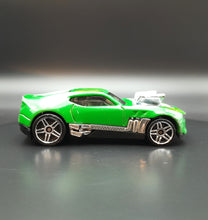 Load image into Gallery viewer, Hot Wheels 2011 Twinduction Green #38/50 New Models