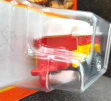 Load image into Gallery viewer, Matchbox 2021 Trailer Trawler Red #92 MBX Off-Road New Long Card