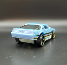Load image into Gallery viewer, Hot Wheels 2016 Camaro Z28 Light Blue #126 Muscle Mania 6/10