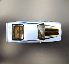 Load image into Gallery viewer, Hot Wheels 2016 Camaro Z28 Light Blue #126 Muscle Mania 6/10
