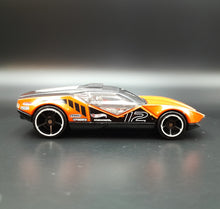 Load image into Gallery viewer, Hot Wheels 2011 La Fasta Orange Wall Tracks 5-Pack Loose