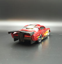 Load image into Gallery viewer, Hot Wheels 2008 At-A-Tude Burgundy Web Trading Cars #13/24