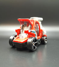 Load image into Gallery viewer, Hot Wheels 2015 Tee'd Off 2 Red #68 HW City - HW All Stars