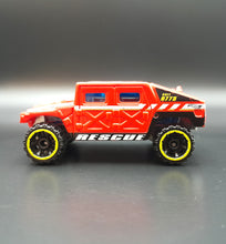 Load image into Gallery viewer, Hot Wheels 2016 General Corp - Humvee Red #8/10 HW Rescue