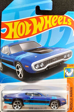 Load image into Gallery viewer, Hot Wheels 2023 '71 Plymouth GTX Blue #166 Muscle Mania 7/10 New Long Card