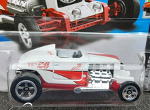 Load image into Gallery viewer, Hot Wheels 2023 Max Steel White #62 HW Roadsters 5/10 New