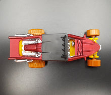 Load image into Gallery viewer, Hot Wheels 2013 Dune It Up Dark Red #88 HW Stunt Desert Force 3/5