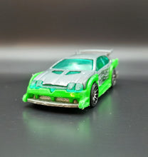 Load image into Gallery viewer, Hot Wheels 2006 Flight '03 Grey/Green Quikshot Launcher