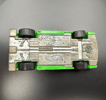 Load image into Gallery viewer, Hot Wheels 2006 Flight '03 Grey/Green Quikshot Launcher