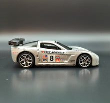 Load image into Gallery viewer, Hot Wheels 2006 Corvette C6R Pearl Silver #25 First Editions 25/38