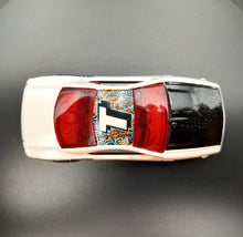 Load image into Gallery viewer, Hot Wheels 2016 Muscle Tone White #195 HW Art Cars 5/10