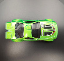 Load image into Gallery viewer, Hot Wheels 2011 Scorcher Green #240 HW Video Game Heroes 18/22