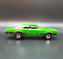 Load image into Gallery viewer, Hot Wheels 2008 '69 Dodge Charger Green #135 Muscle Mania 3/4