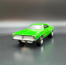 Load image into Gallery viewer, Hot Wheels 2008 '69 Dodge Charger Green #135 Muscle Mania 3/4