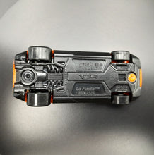 Load image into Gallery viewer, HOT WHEELS 2011 LA FASTA ORANGE WALL TRACKS SERIES