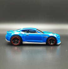 Load image into Gallery viewer, Hot Wheels 2018 Camaro SS Blue #265 Muscle Mania 8/10