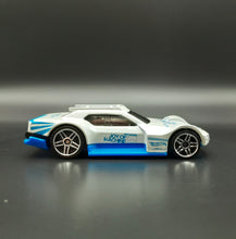 Load image into Gallery viewer, Hot Wheels 2015 DRIFTSTA White #238 HW Workshop 3/5