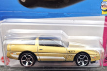 Load image into Gallery viewer, Hot Wheels 2023 '84 Corvette Gold #74 HW: The '80s 6/10 New Long Card