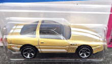 Load image into Gallery viewer, Hot Wheels 2023 '84 Corvette Gold #74 HW: The '80s 6/10 New Long Card