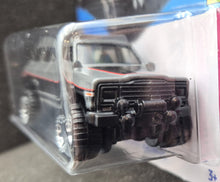 Load image into Gallery viewer, Hot Wheels 2023 1988 Jeep Wagoneer Grey/Black #52 HW: The '80s 5/10 New Long Card