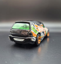 Load image into Gallery viewer, Hot Wheels 2012 Fandango Black Auto Motion Speedway 5 Pack Loose