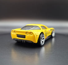 Load image into Gallery viewer, Hot Wheels 2020 '12 Corvette Z06 Yellow Car Meet 5 Pack Loose
